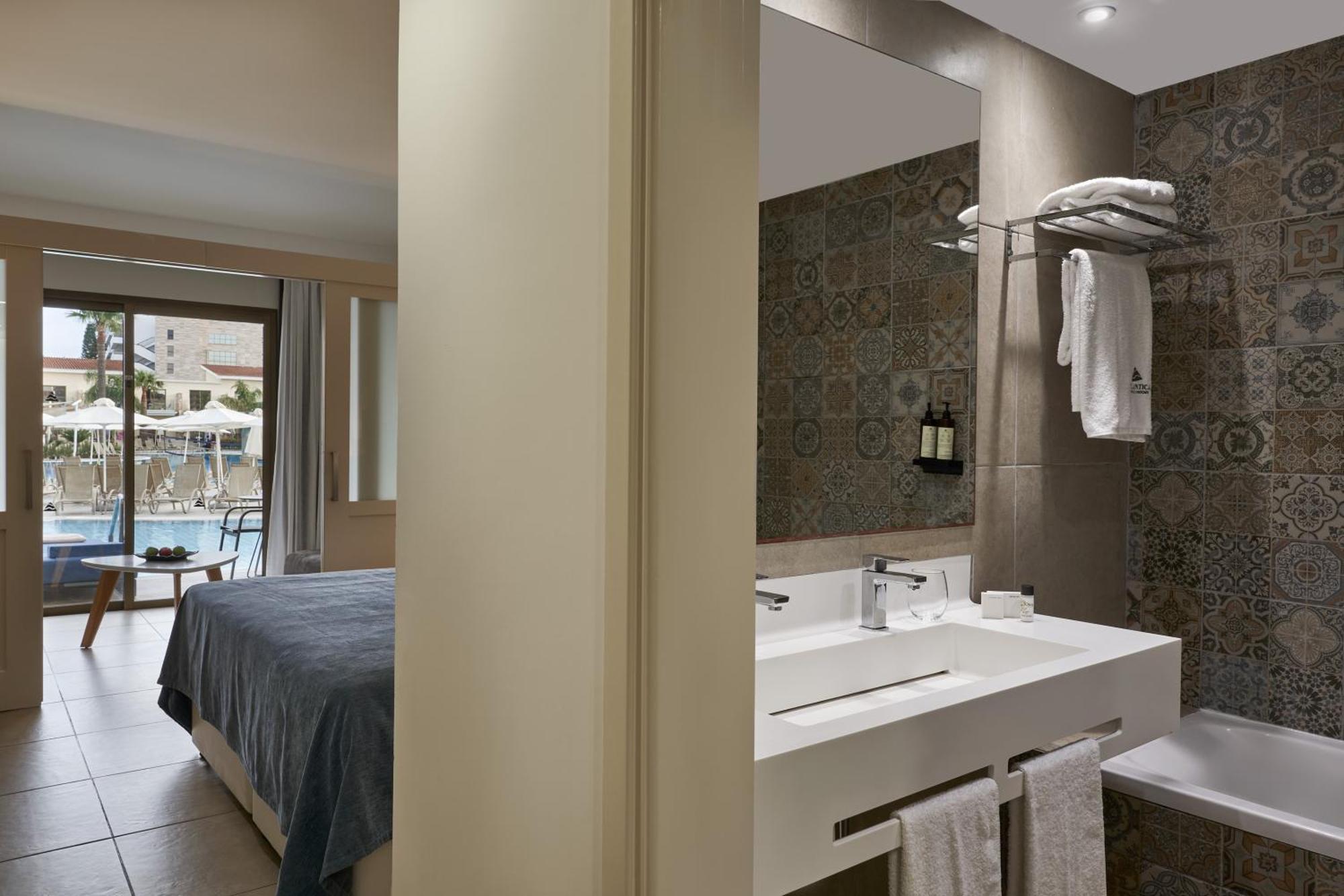 Atlantica Aeneas Resort Айя-Напа Экстерьер фото